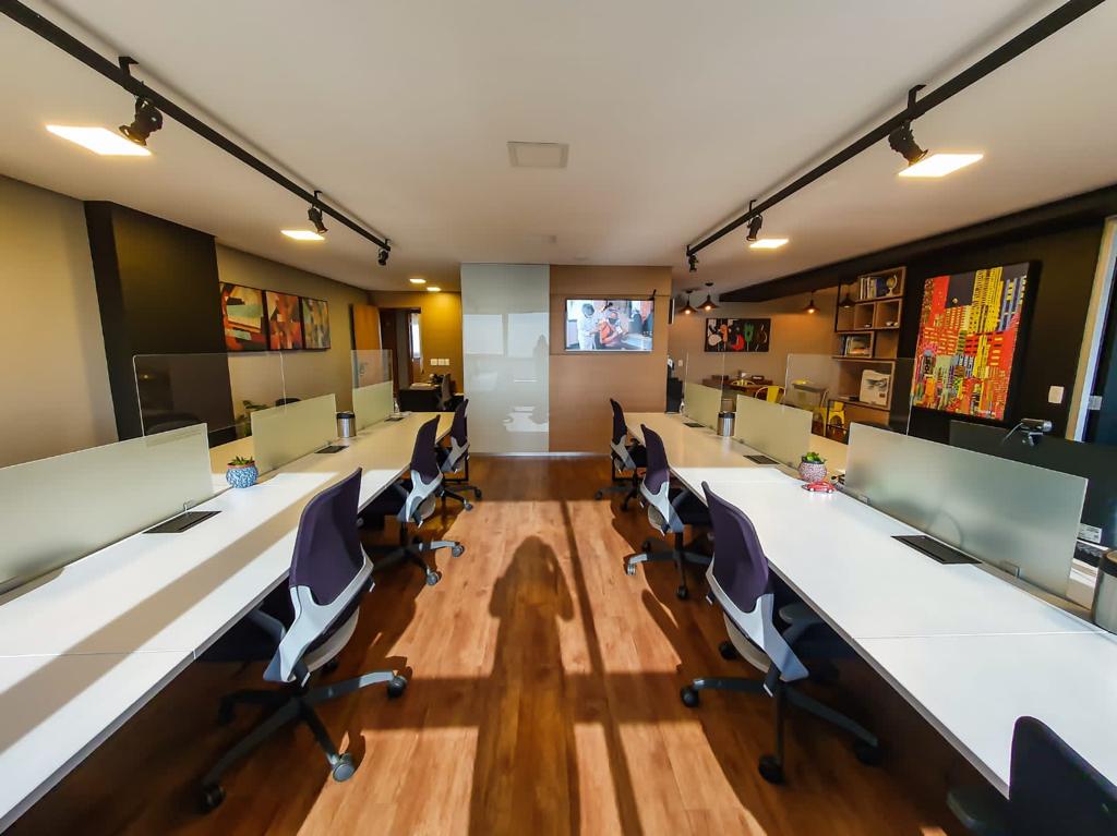 Mesa Flexível no MM Coworking